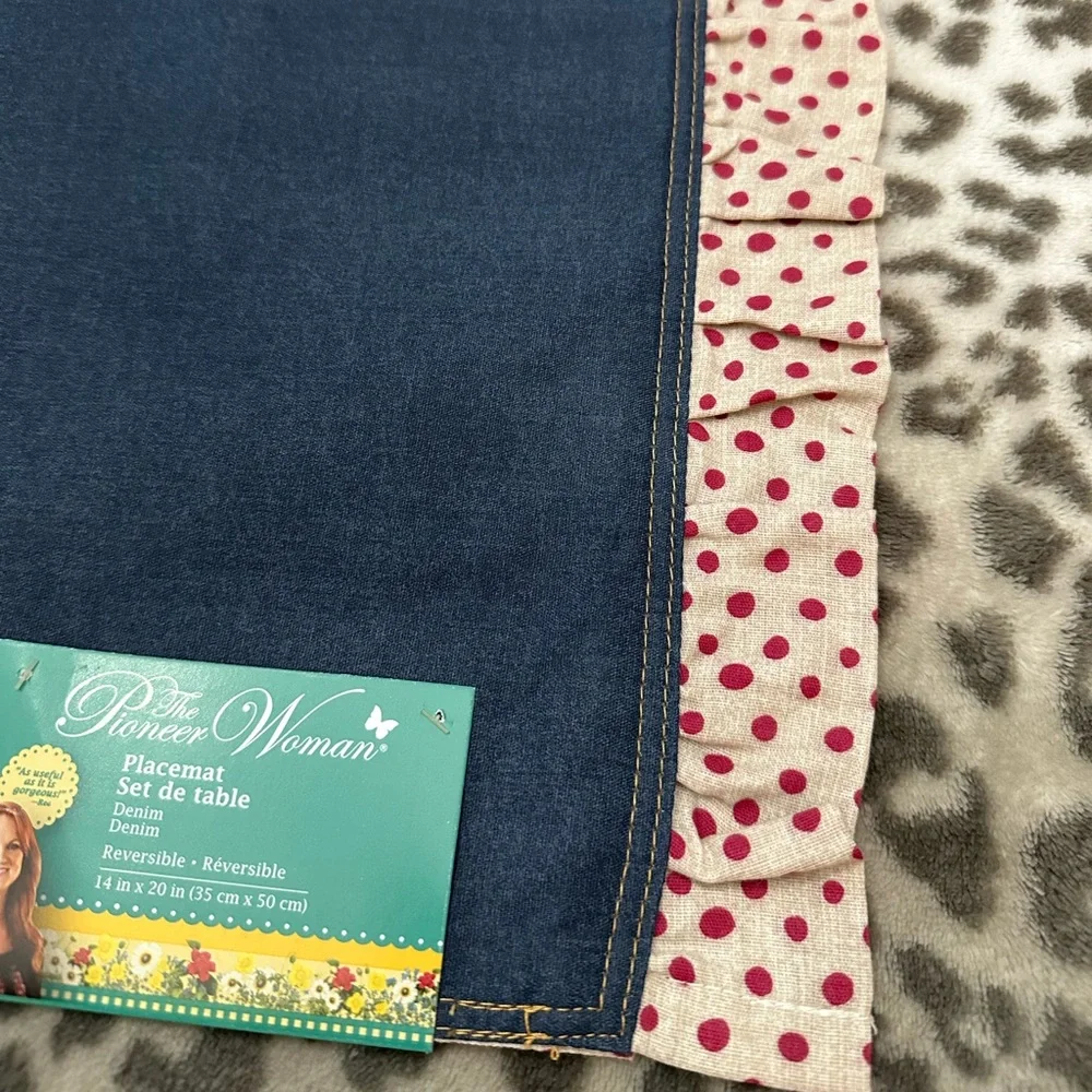 2018 The Pioneer Woman Reversible Placemat Set of 4 Blue Denim Polka Dot Ruffle
